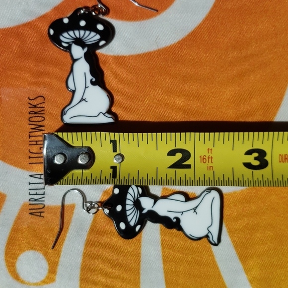 Mushroom Goddess earrings - Picture 6 of 11